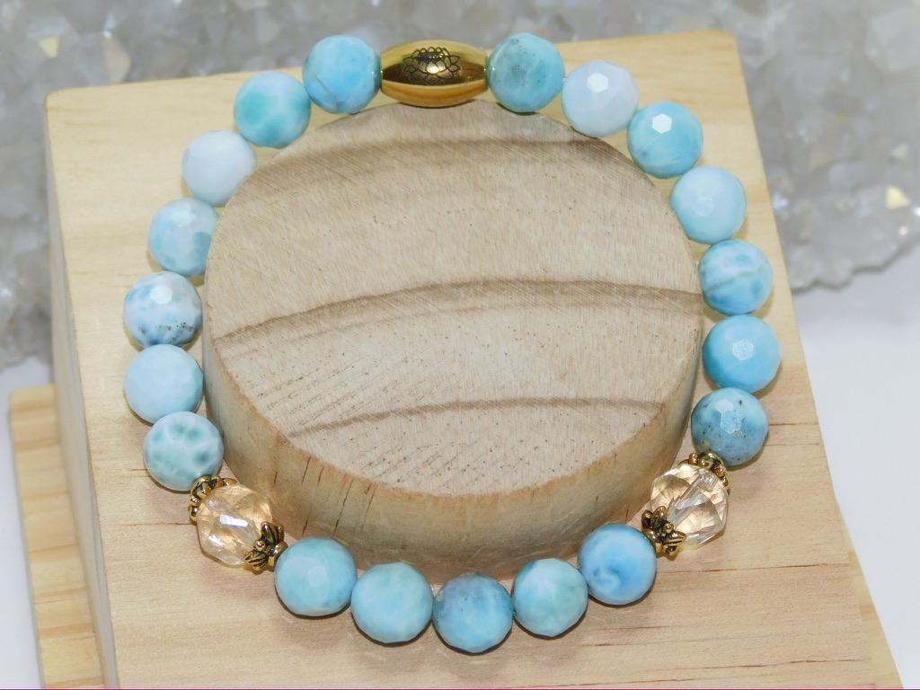 Larimar Faceted & Faceted Citrine Ladies Stretchy Bracelet - Image 2
