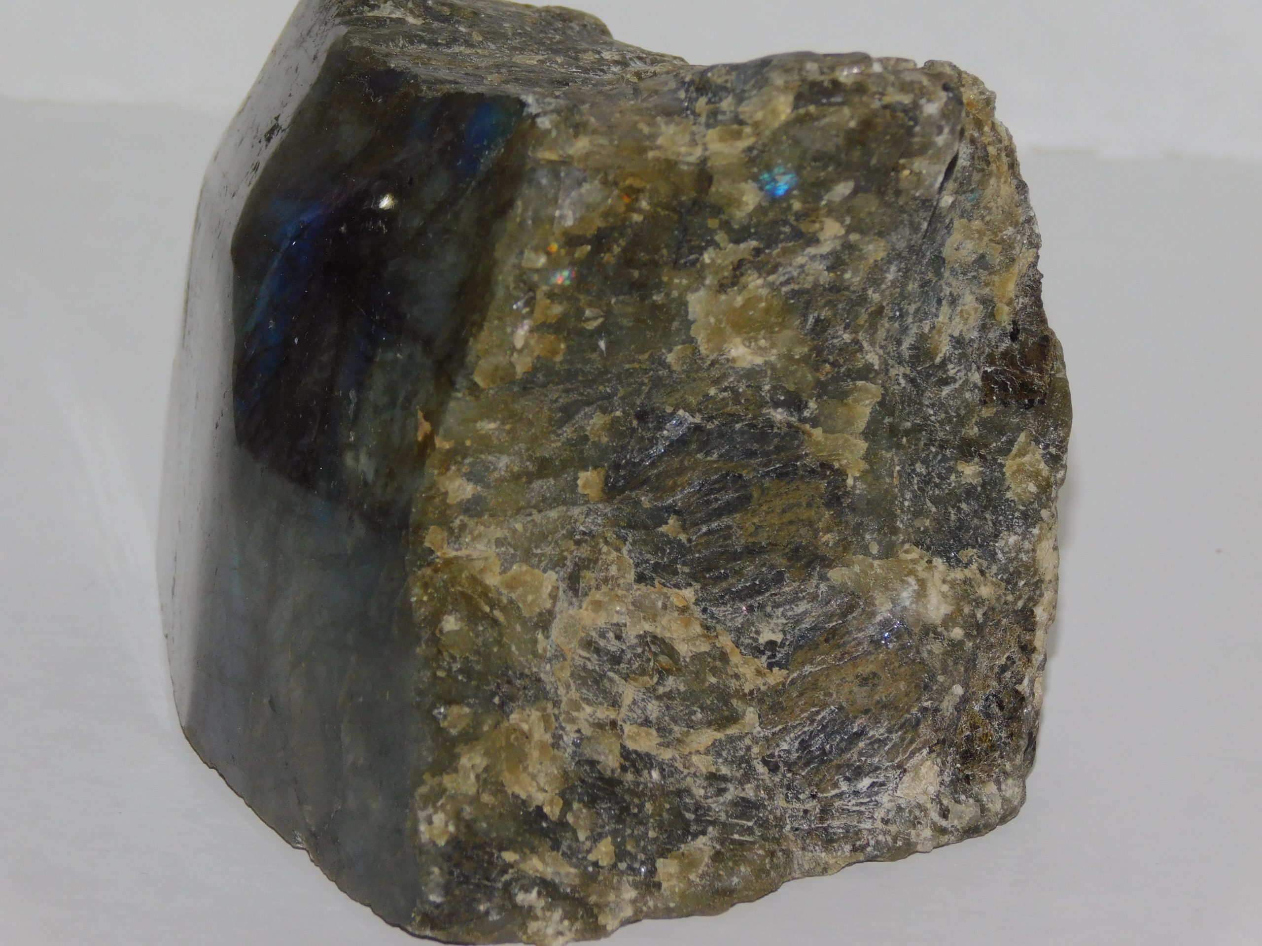 Labradorite Stone - Image 3